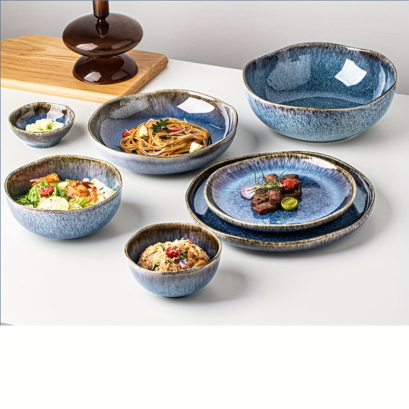 Disponível nas Quatro Estações - Prato Irregular Yunmeng - Design de Cerâmica Azul e Chama, Perfeito para Prato de Salada de Massa e Frutas, Louça da Moda, Cerâmica Feita por Artista, Prato de Cerâmica Irregular com Gradiente, Prato para Bife, Prato de Massa para Restaurante