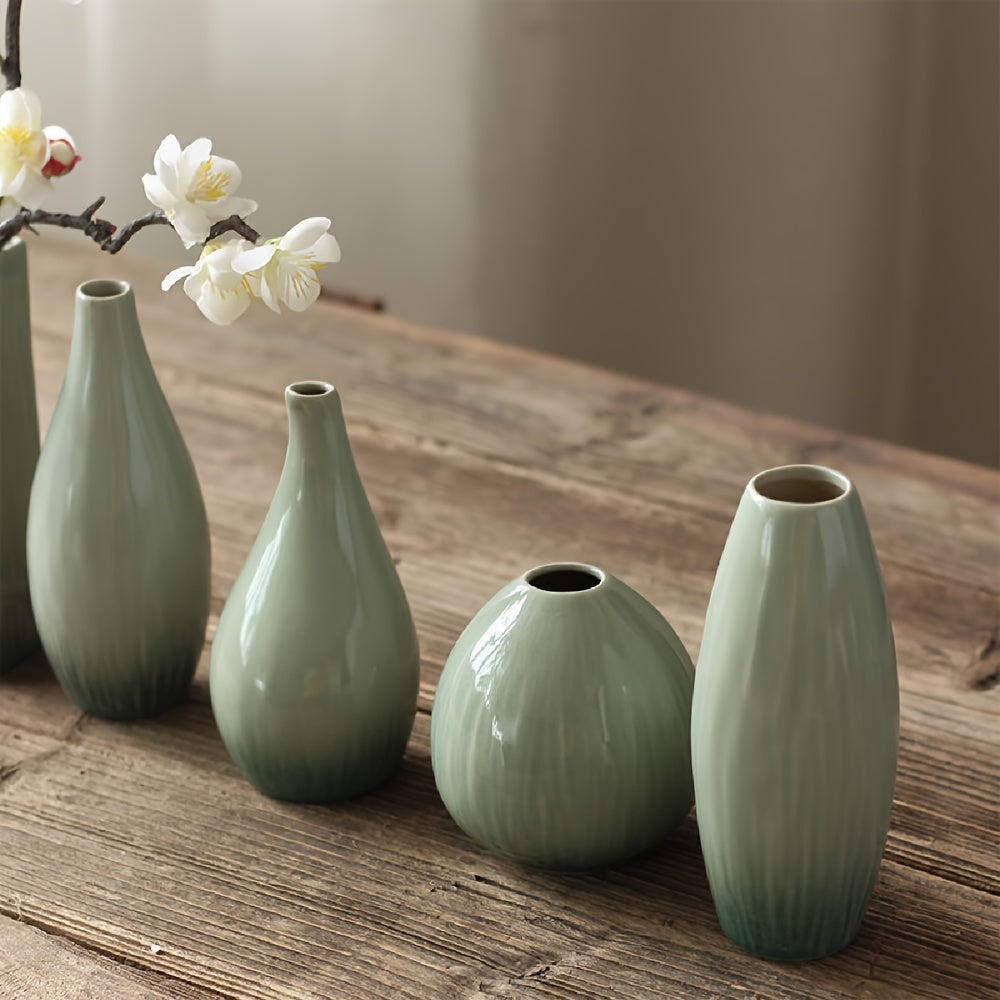 Minimal Ceramic Vase Set