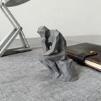 Estátua de Peça Cinza Homem Pensativo - Decoração para Mesa, Entrada, Escritório, Presente de Feriado e Aniversário