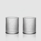 Conjunto de 2/4 Copos de Vidro com Listras Verticais, 320ml, Copos de Vidro Transparente, Copos com Listras Verticais para Beber Bebidas Domésticas, Leite, Suco e Café com Facilidade, Design com Altura de 8,5cm, Copos de Vidro Texturizado Transparente