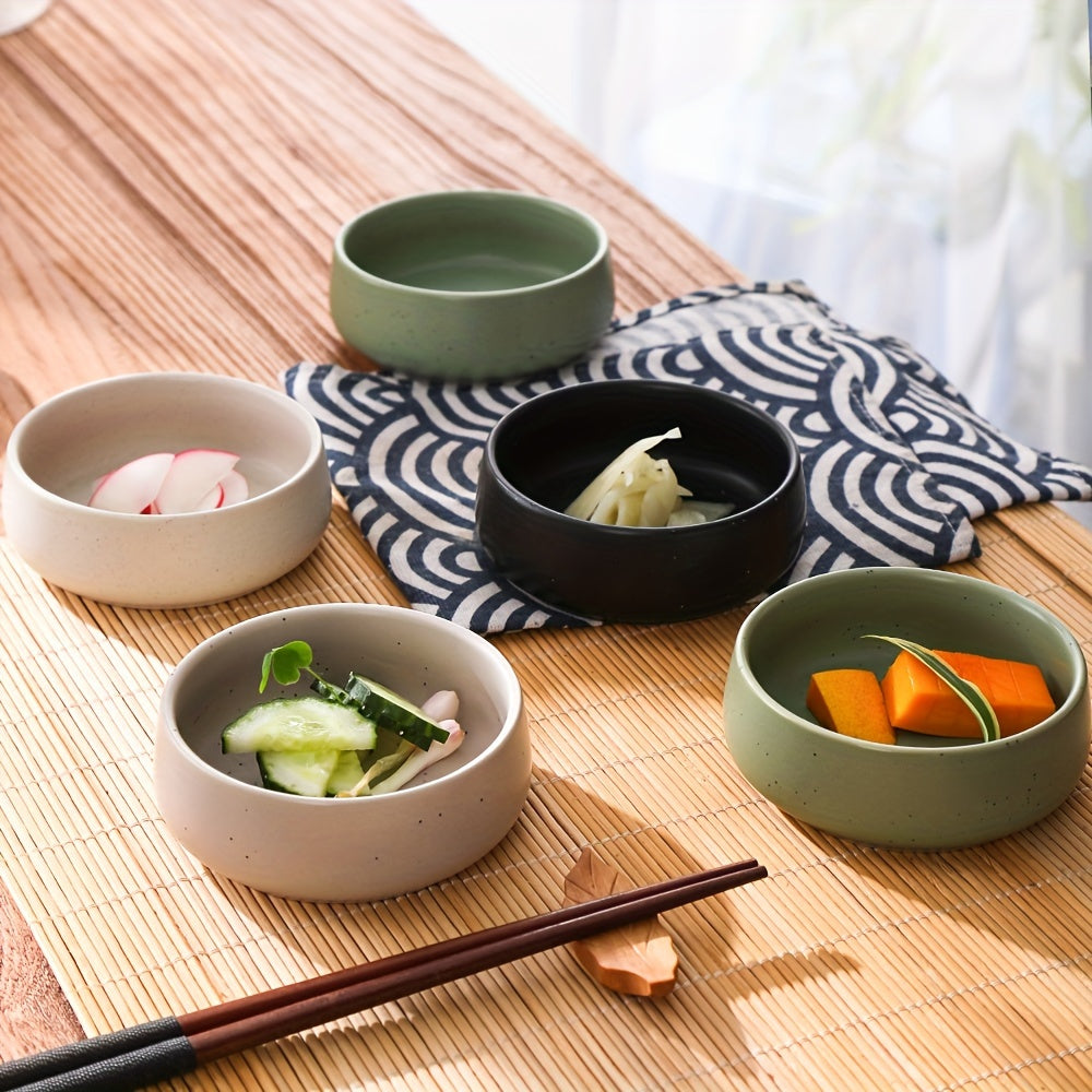 Conjunto de 4 peças; Pratos de cerâmica para temperar; Taças para condimentos; Pequenas taças laterais; Pequenas pratos laterais; Adequado para aperitivos, vários snacks, condimentos de mesa, molhos, conjunto de 4 pequenas taças com 8,89 cm, lavável na máquina de lavar louça e seguro para micro-ondas