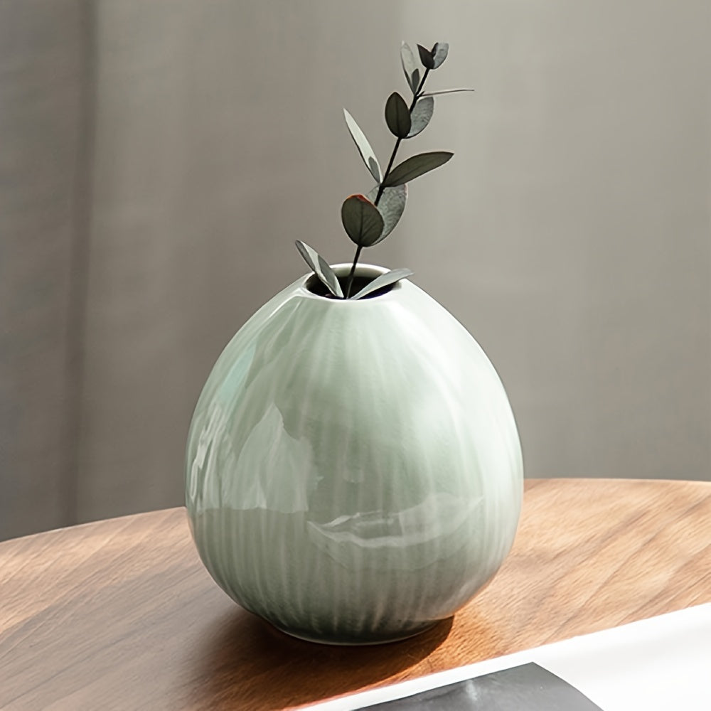 Minimal Ceramic Vase Set