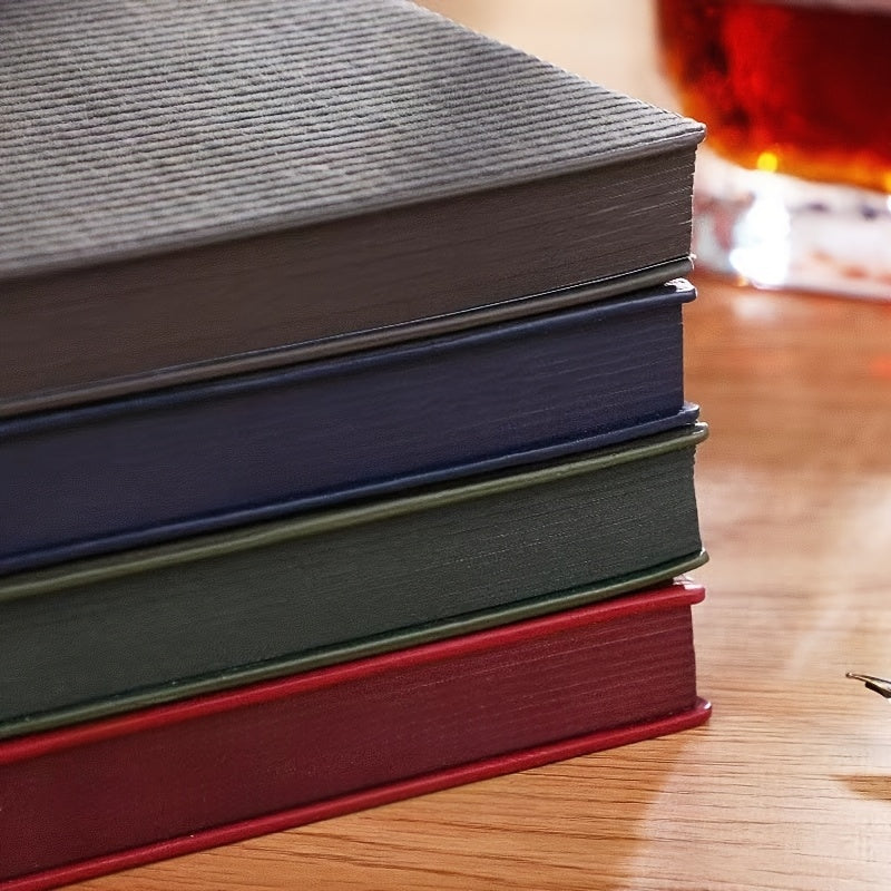 Um Caderno A5 Costurado Personalizável com um Design Elegante, Perfeito para Anotações de Negócios e Criativas