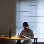 Lâmpada de mesa simples e criativa com LED, com três níveis de intensidade de toque, carregamento USB conveniente para transportar, adequada para estudo/sala de estar/quarto/bar/café/terraço.