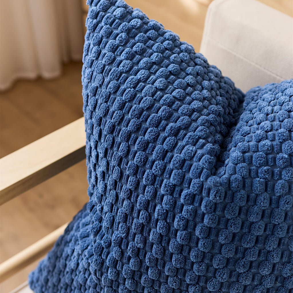 Uma Fronha (Enchimento de Travesseiro Não Incluído), Toque de Pelúcia com Grão Bolha, Elegante, Confortável e Macia com Grão Texturizado para Uso Doméstico Diário. Adequada para Sofás, Camas, Salas de Jantar e Almofadas de Quarto. Uma Fronha Acessória para Casa e Cozinha para as Quatro Estações